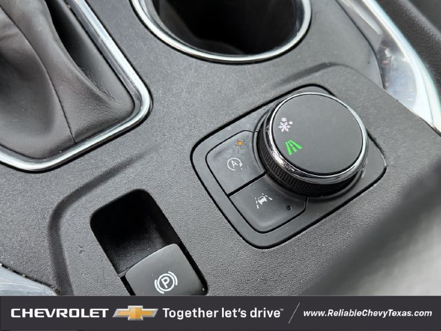 Used 2023 Chevrolet Traverse LT FWD image 19