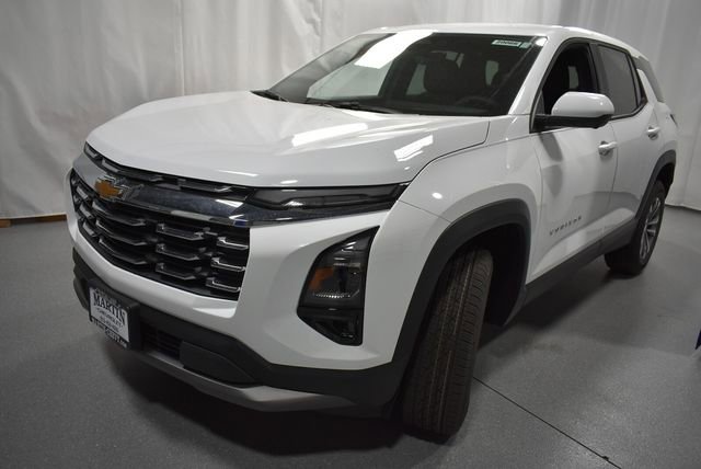 New 2026 Chevrolet Equinox LT w/ Convenience Package II FWD image 11