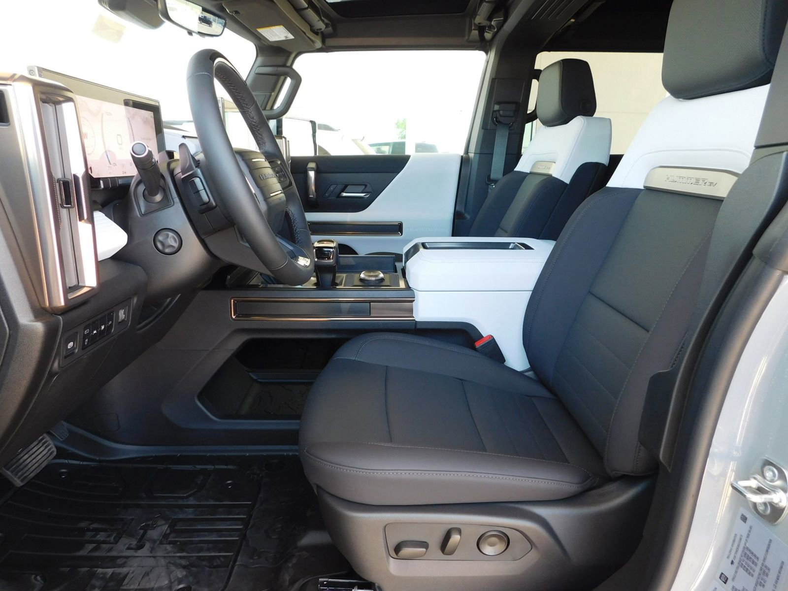New 2025 GMC Hummer EV 2X image 7