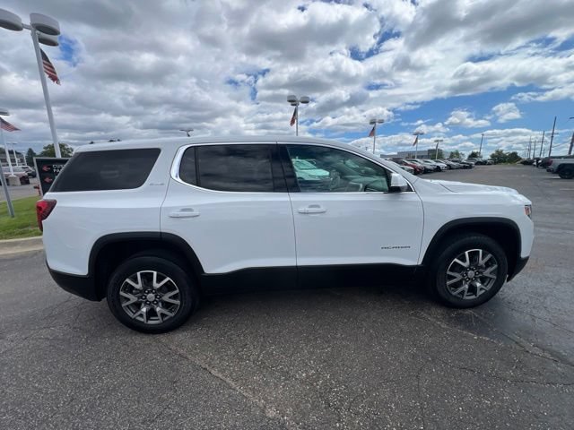 Used 2022 GMC Acadia SLE AWD/4WD image 4