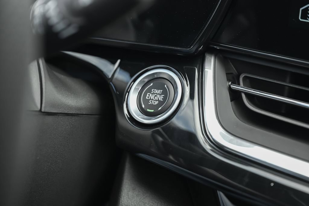 New 2026 Chevrolet Trax RS w/ Sunroof Package FWD image 23