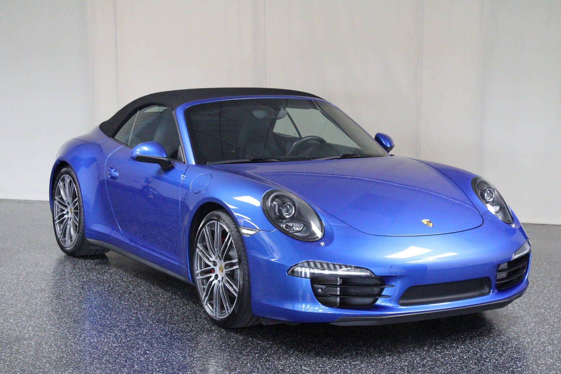 Used 2016 Porsche 911 Carrera 4S image 3