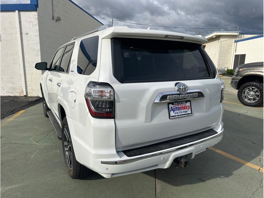 Used 2015 Toyota 4Runner Limited image 11