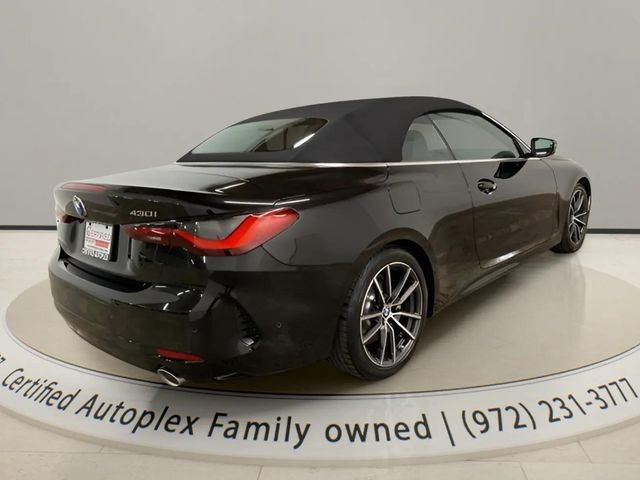 Used 2025 BMW 430i Convertible w/ Premium Package RWD image 9