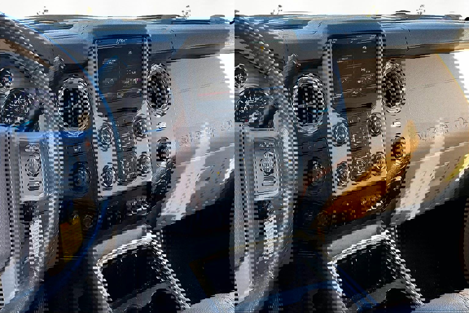 Used 2016 Ford F350 Lariat w/ Lariat Ultimate Package image 6