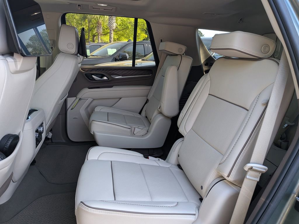 Used 2024 GMC Yukon Denali w/ Max Trailering Package image 12