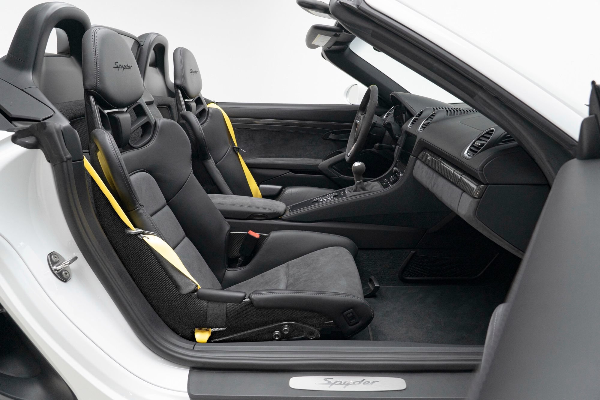Used 2020 Porsche 718 Boxster Spyder RWD image 49