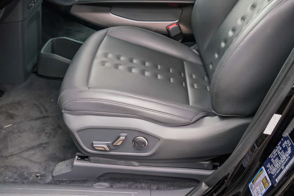 Certified 2024 Kia EV9 Wind AWD/4WD image 20