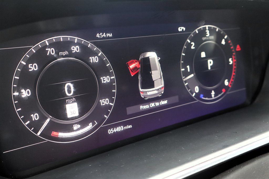 Used 2018 Land Rover Range Rover Sport SE AWD/4WD image 30
