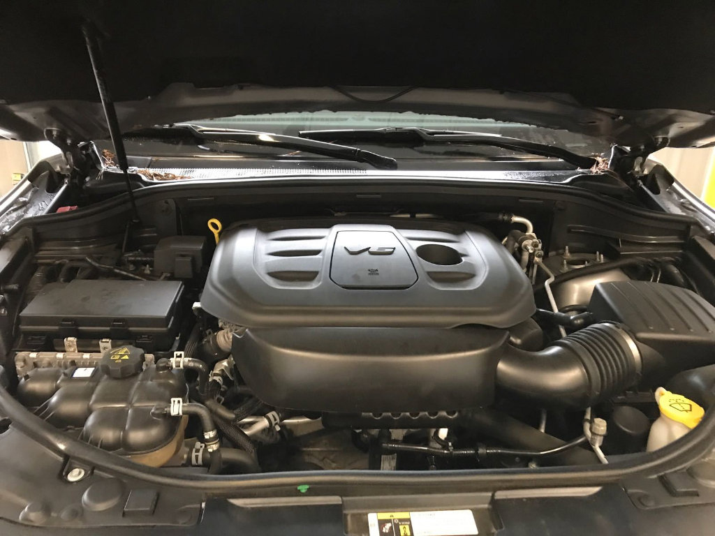 Used 2019 Dodge Durango GT RWD image 3