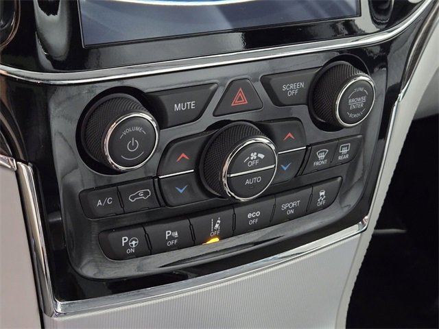 Used 2021 Jeep Grand Cherokee Summit image 36