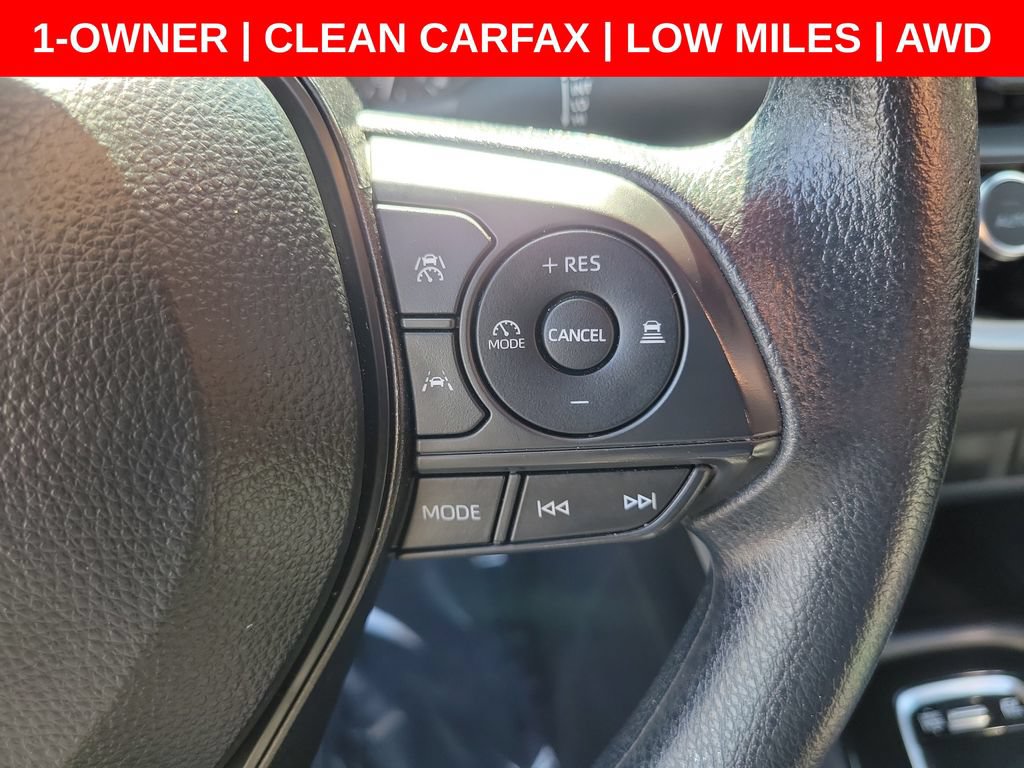 Used 2025 Toyota Corolla Cross AWD Hybrid image 26