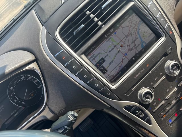 Used 2016 Lincoln MKX Reserve w/ Technology Package AWD/4WD image 32