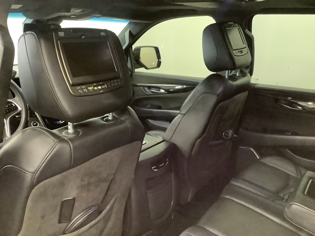Used 2018 Cadillac Escalade Platinum image 7