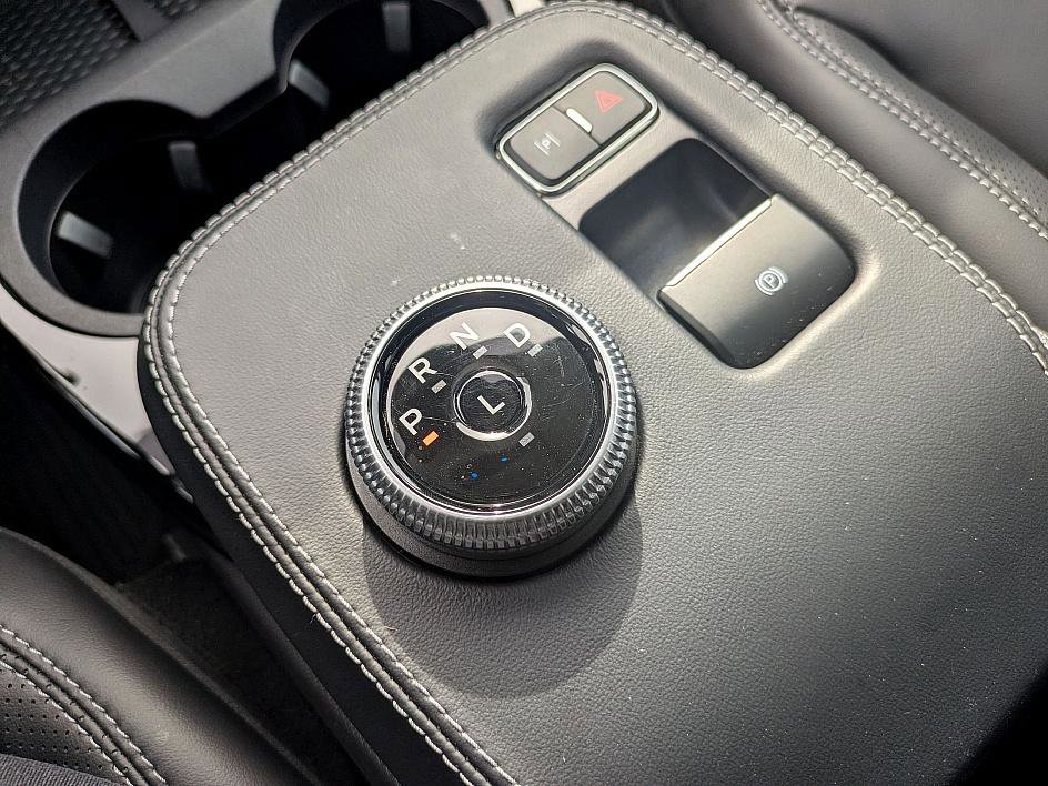 Used 2023 Ford Mustang Mach-E Premium image 22