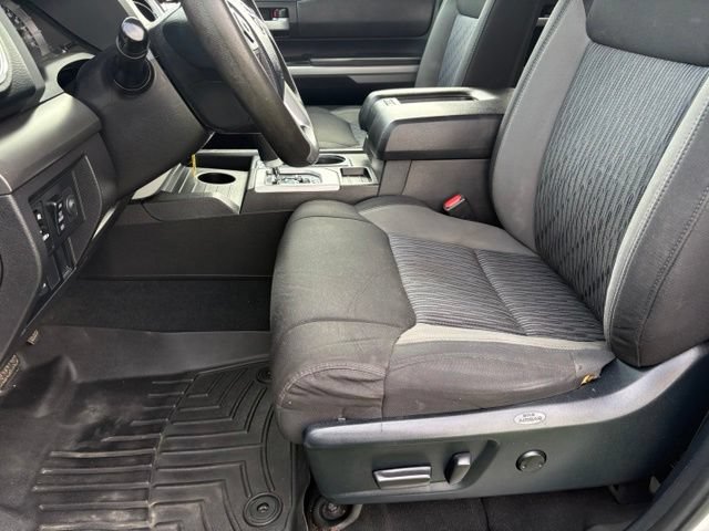 Used 2015 Toyota Tundra SR5 AWD/4WD image 10