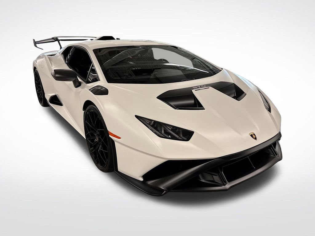 Used 2023 Lamborghini Huracan STO image 7