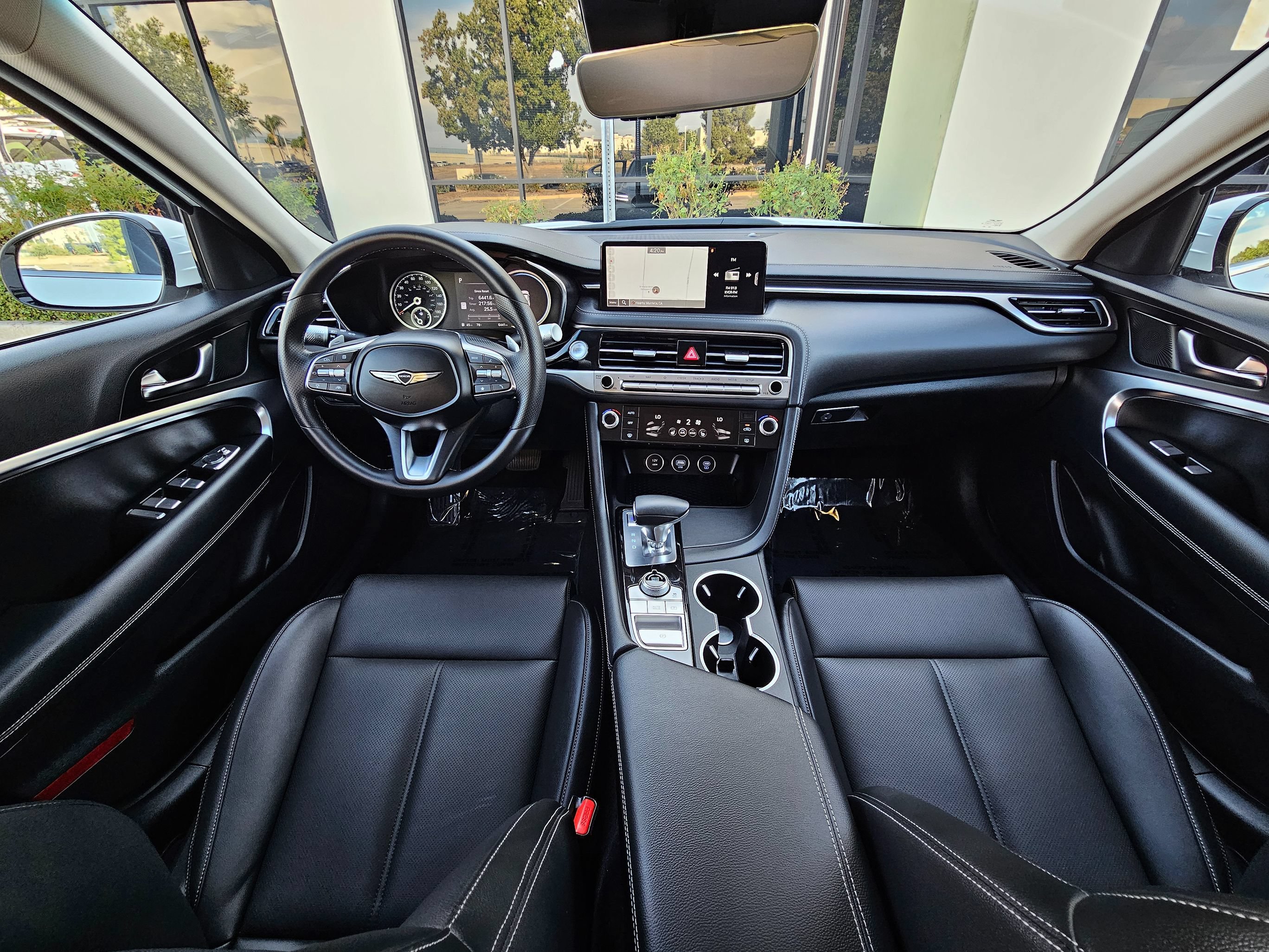 Used 2025 Genesis G70 2.5T RWD image 21