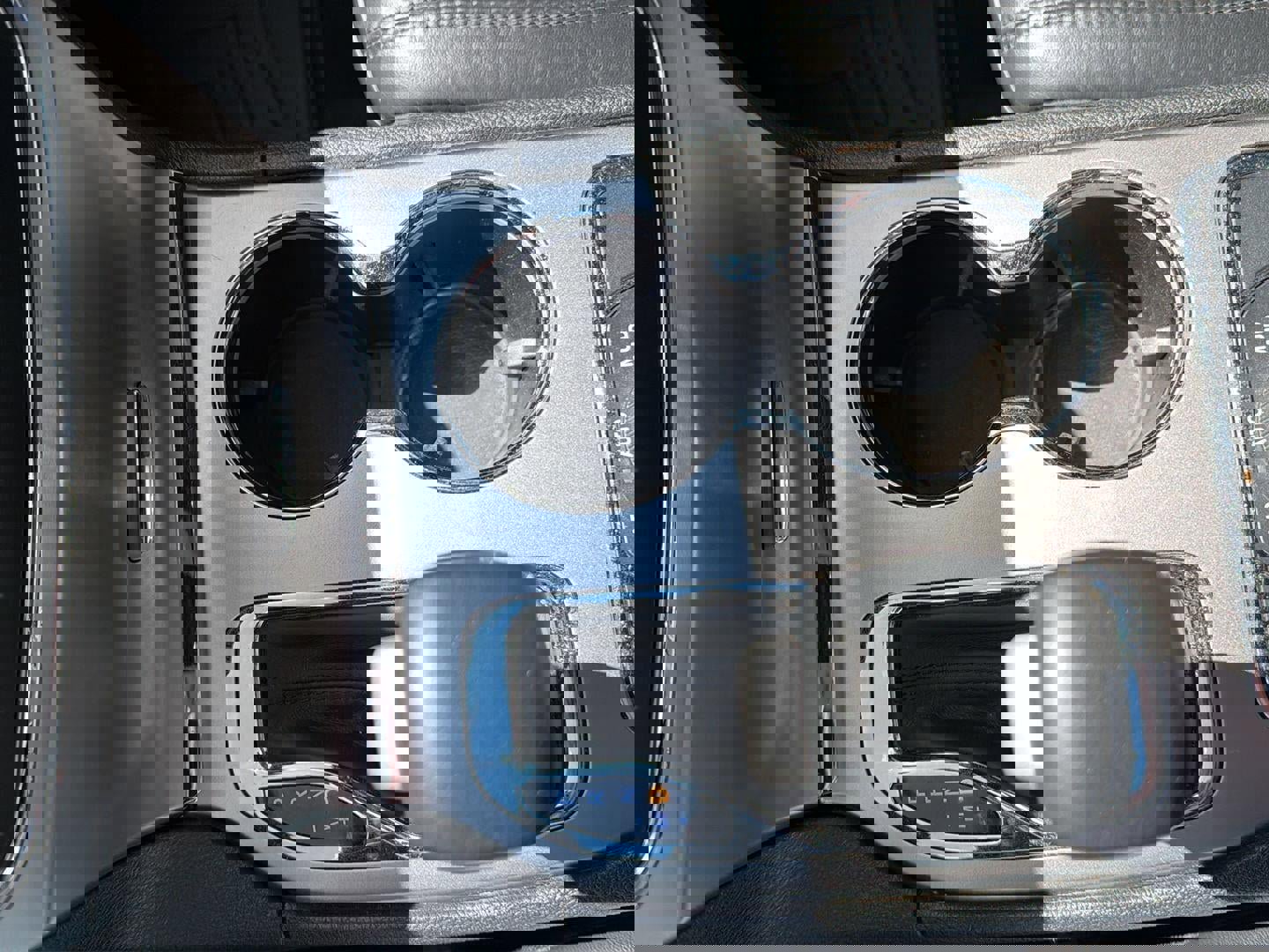 Used 2018 Jeep Grand Cherokee Limited image 24