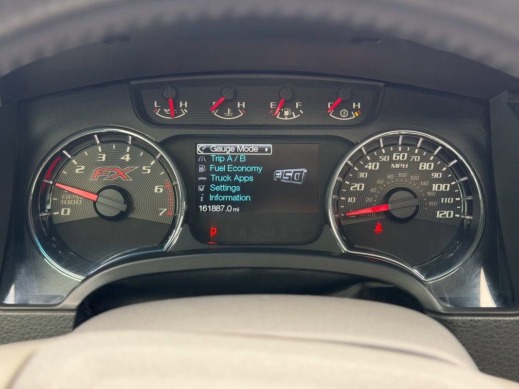 Used 2014 Ford F150 FX4 w/ Equipment Group 402A Luxury AWD/4WD image 16