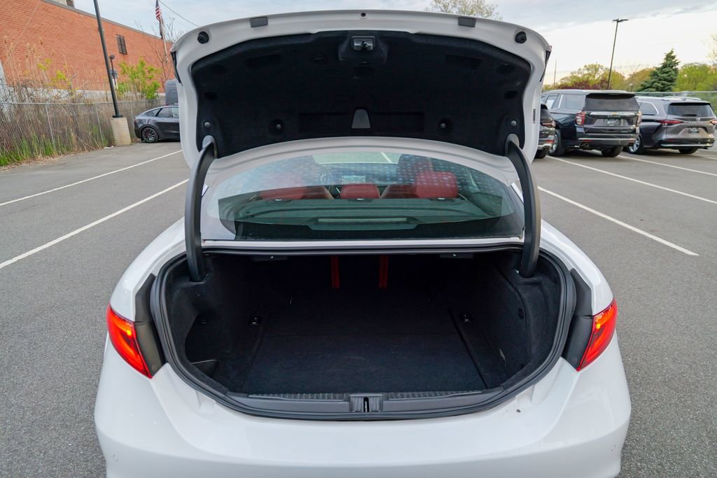 Used 2023 Alfa Romeo Giulia Veloce AWD/4WD image 62