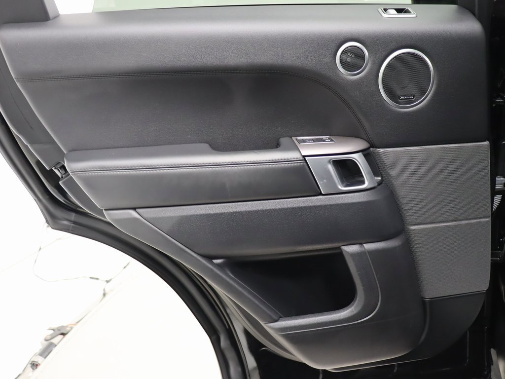 Used 2019 Land Rover Range Rover Sport HSE image 40