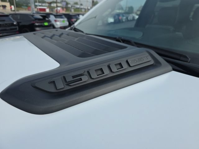 Used 2025 RAM 1500 Laramie AWD/4WD image 13