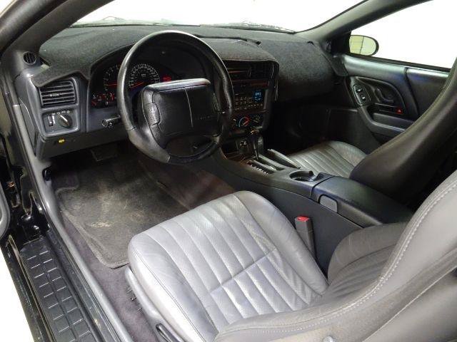 Used 1998 Chevrolet Camaro Z28 w/ Preferred Equipment Group 2 RWD image 10
