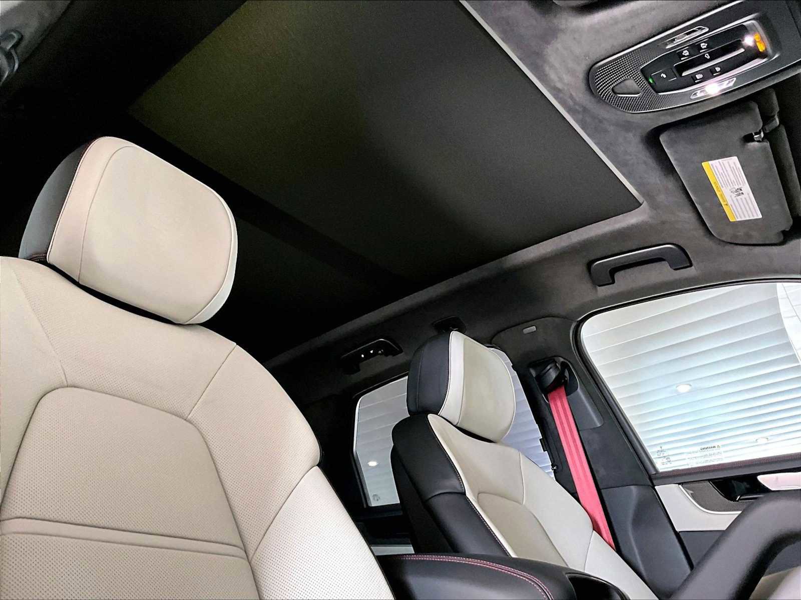 New 2026 Porsche Cayenne Turbo image 23