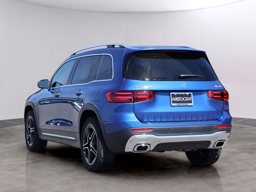 New 2026 Mercedes-Benz GLB 250 4MATIC image 5