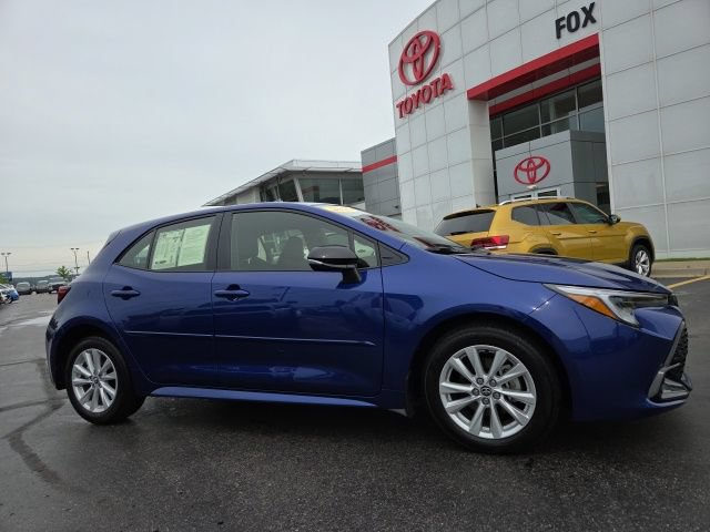 Used 2026 Toyota Corolla SE FWD image 1