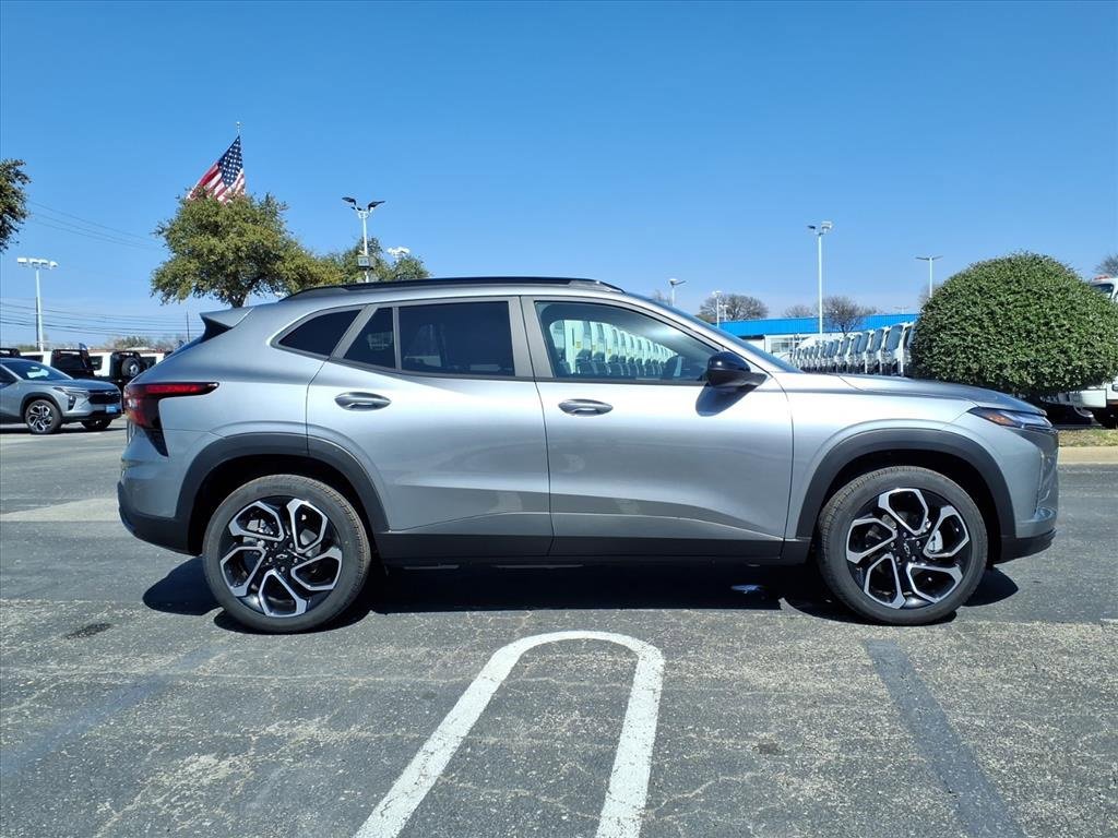 New 2026 Chevrolet Trax RS image 5