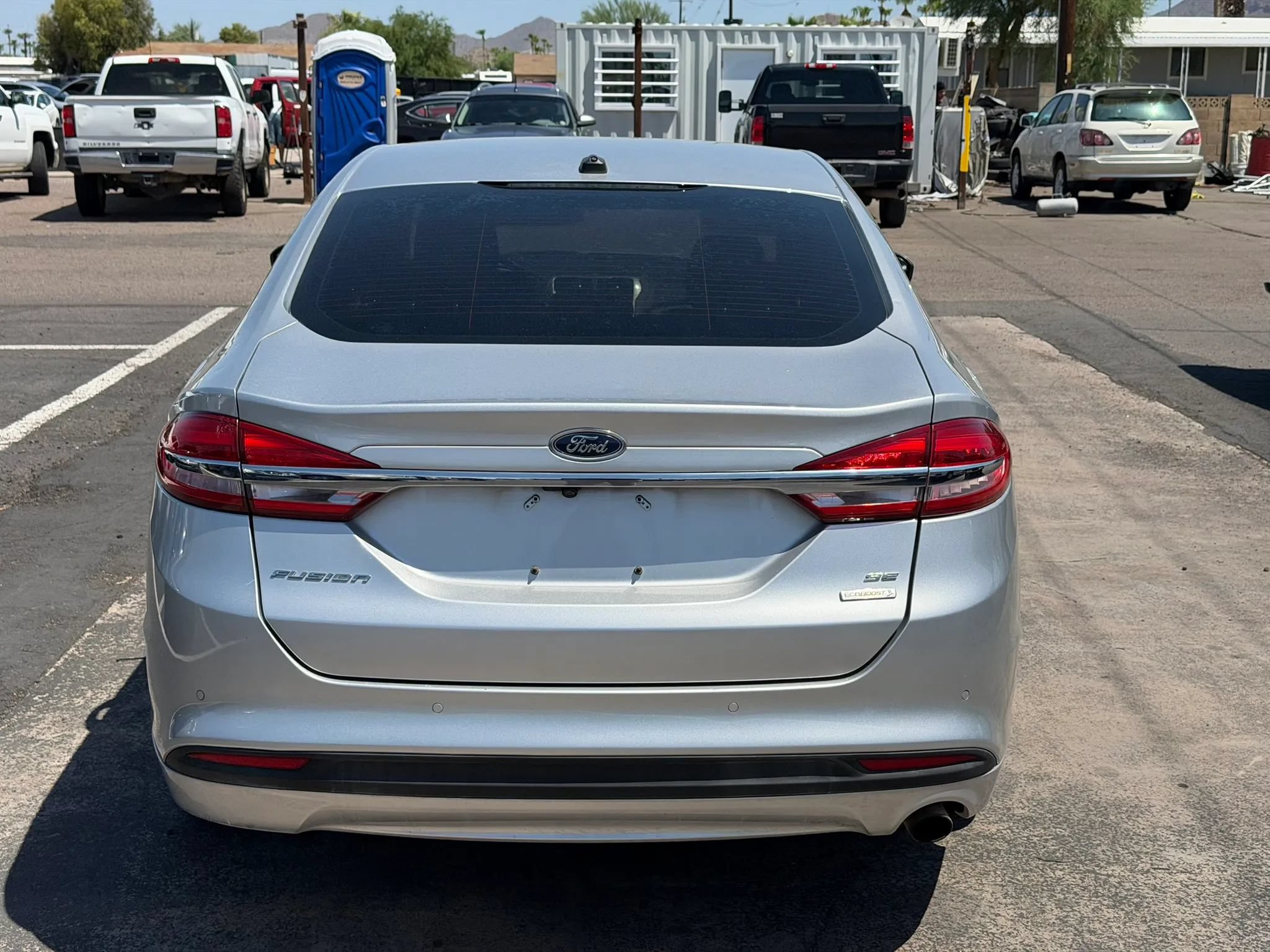 Used 2017 Ford Fusion SE FWD image 6