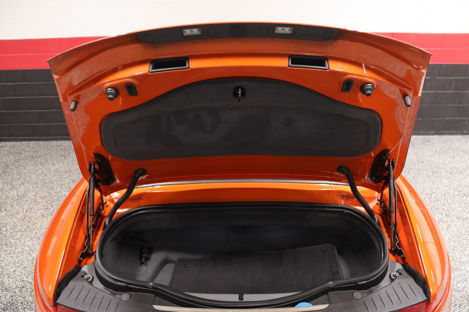 Used 2014 Jaguar F-TYPE Convertible image 34