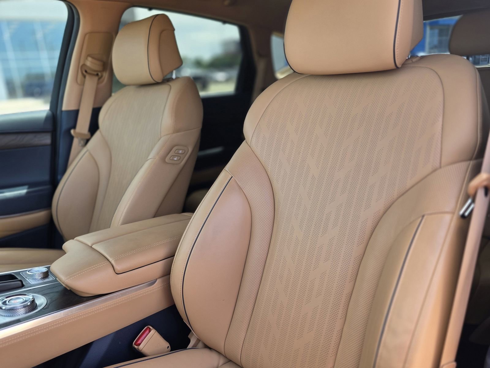 Used 2021 Genesis GV80 2.5T w/ Advanced Package 02 image 16