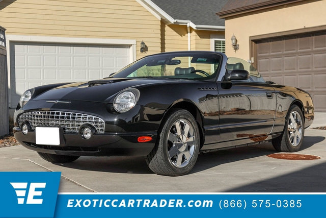 Used 2002 Ford Thunderbird Deluxe image 1