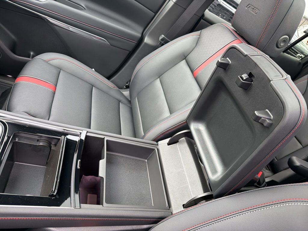 New 2026 Chevrolet Traverse RS w/ LPO, Floor Liner Package image 18