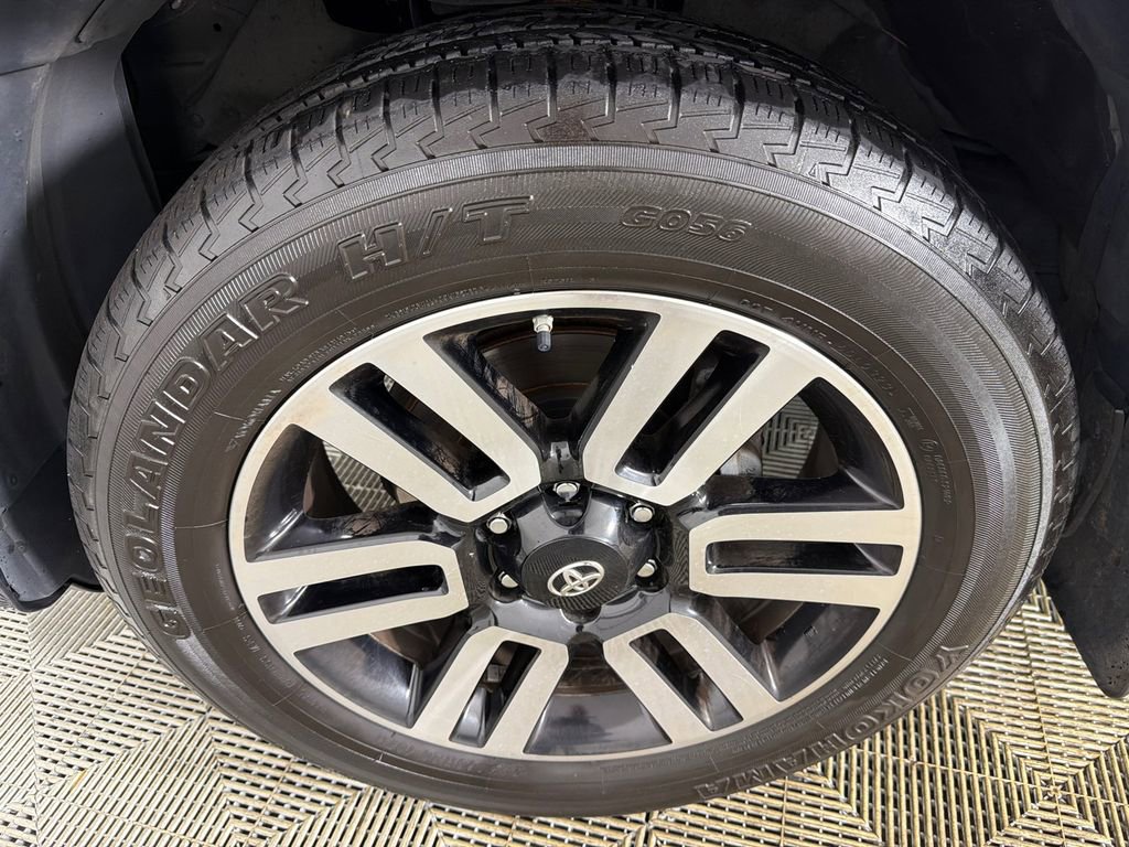 Used 2019 Toyota 4Runner Limited AWD/4WD image 13