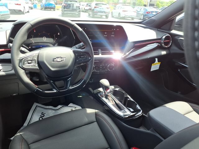 New 2026 Chevrolet Trax RS w/ Driver Confidence Package FWD image 6