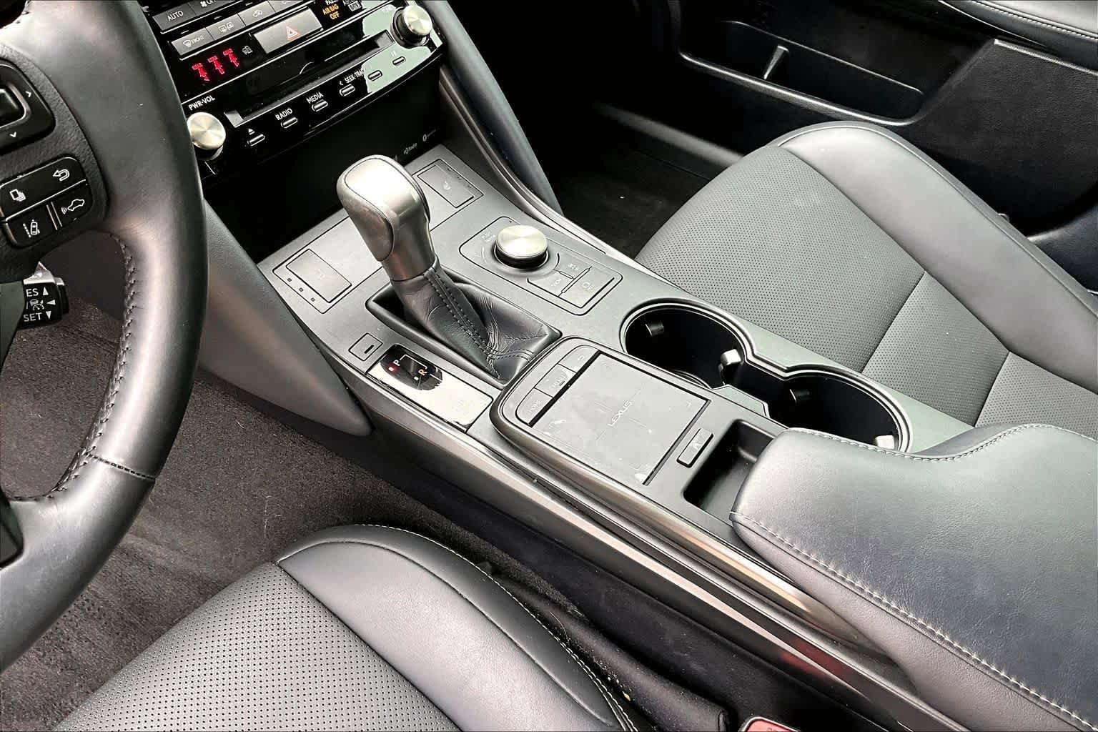 Certified 2024 Lexus IS 350 F Sport w/ Accessory Package 2 RWD image 17