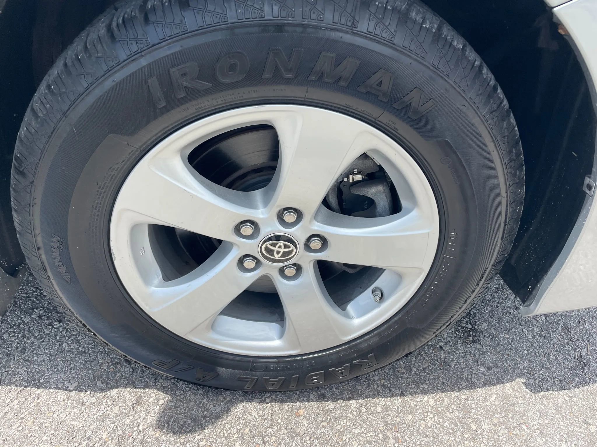 Used 2020 Toyota Sienna LE image 5