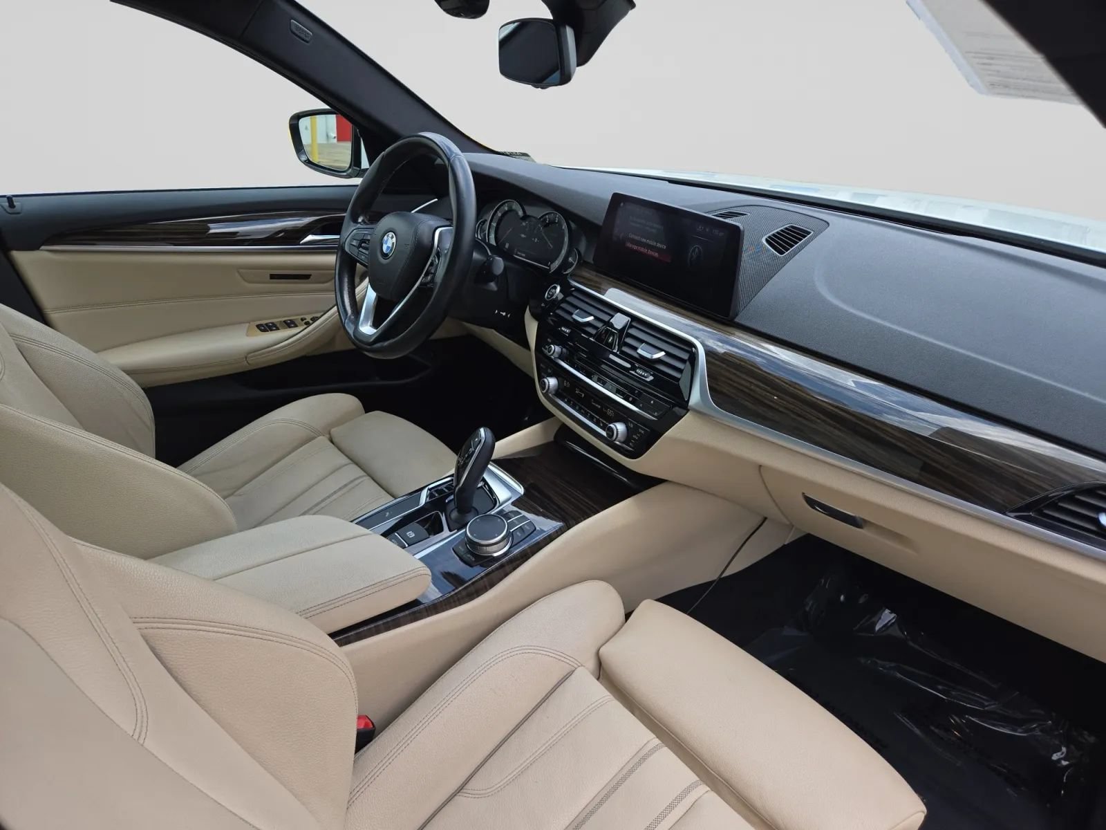 Used 2019 BMW 530i w/ Convenience Package RWD image 35