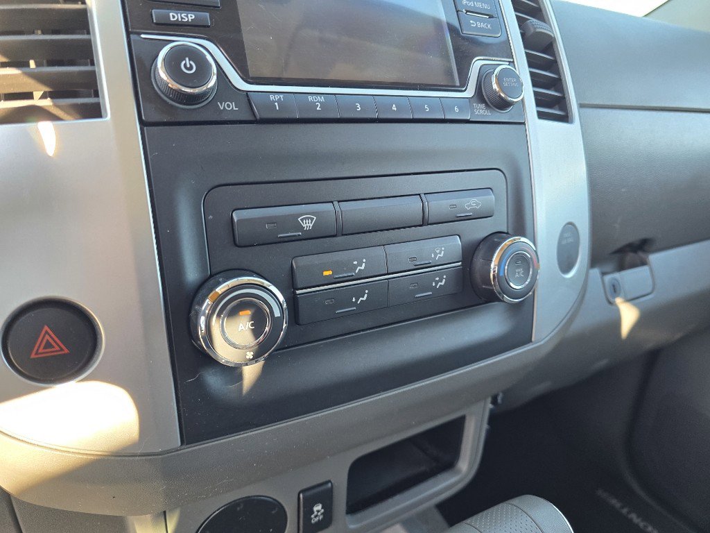 Used 2017 Nissan Frontier SV image 21