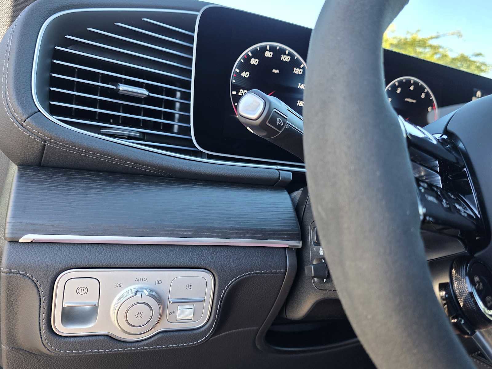 New 2026 Mercedes-Benz GLE 53 AMG 4MATIC Coupe image 19