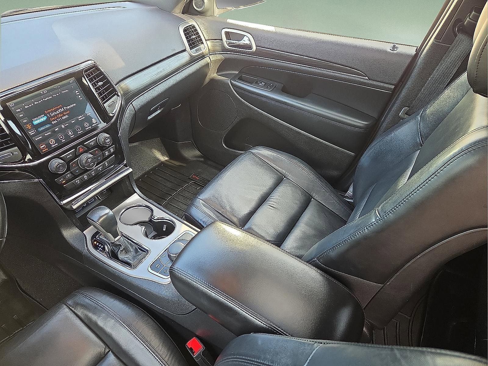 Used 2021 Jeep Grand Cherokee Limited AWD/4WD image 12