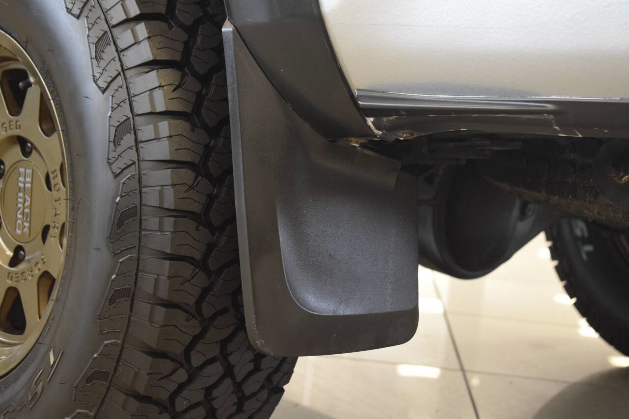 Used 2017 Toyota Tacoma TRD Off-Road image 26