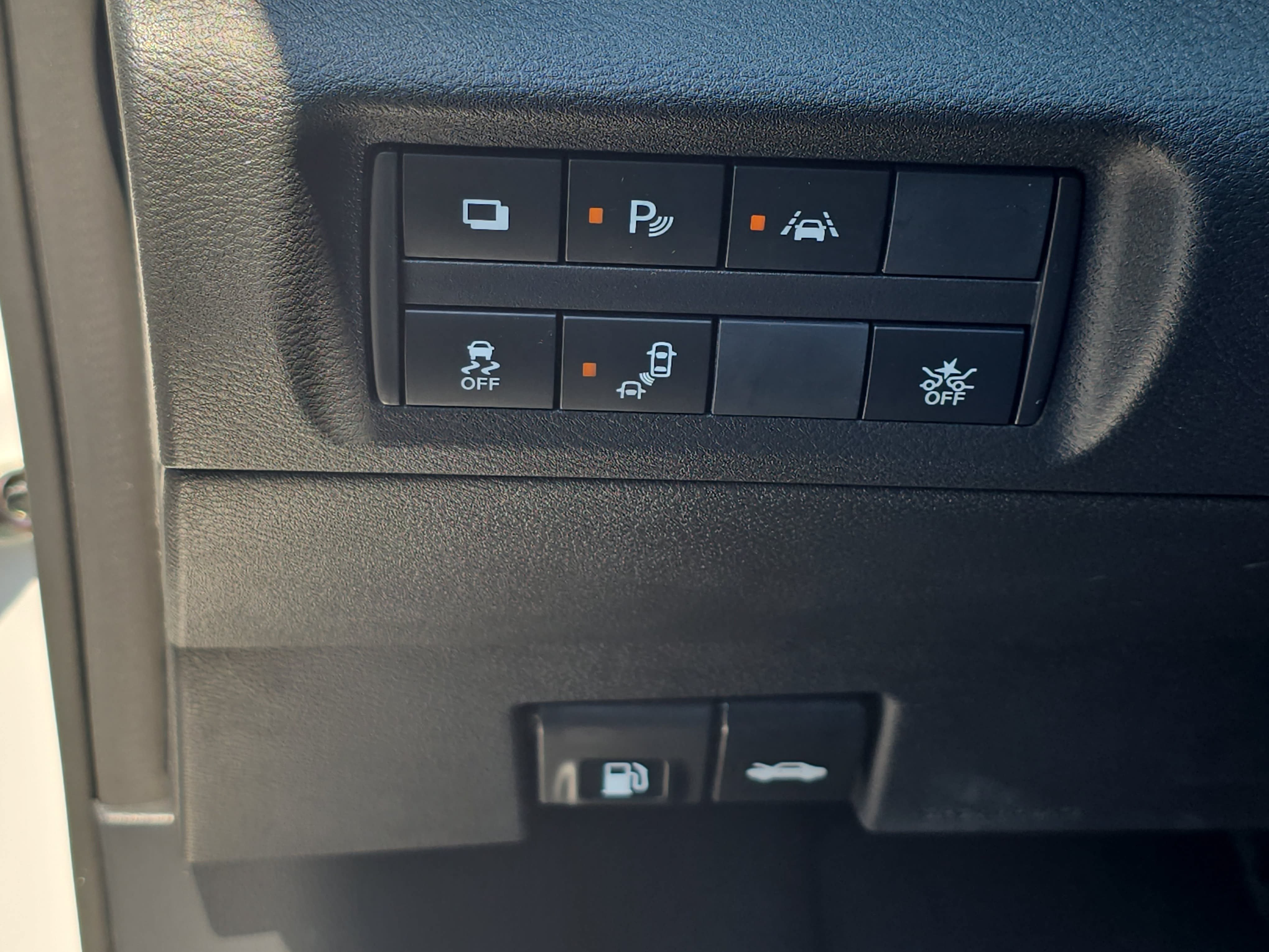 Used 2025 Nissan Kicks Play S FWD image 24