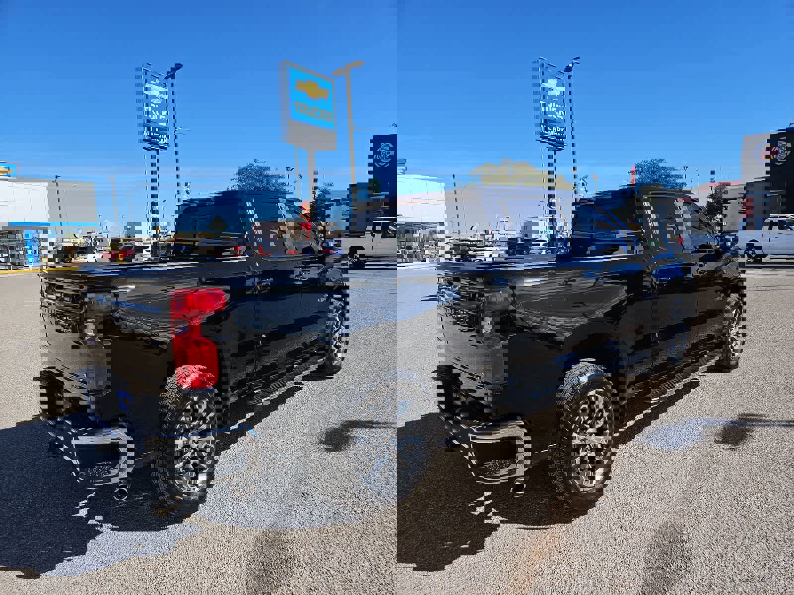 Used 2023 Chevrolet Silverado 1500 LT w/ Texas Edition Plus image 13