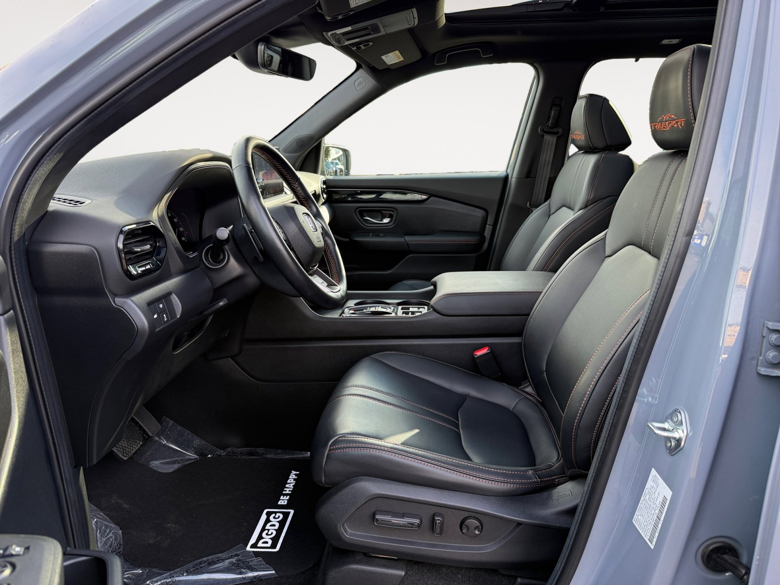 Used 2024 Honda Pilot TrailSport image 10