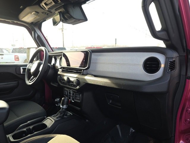 Used 2024 Jeep Gladiator Sport image 43